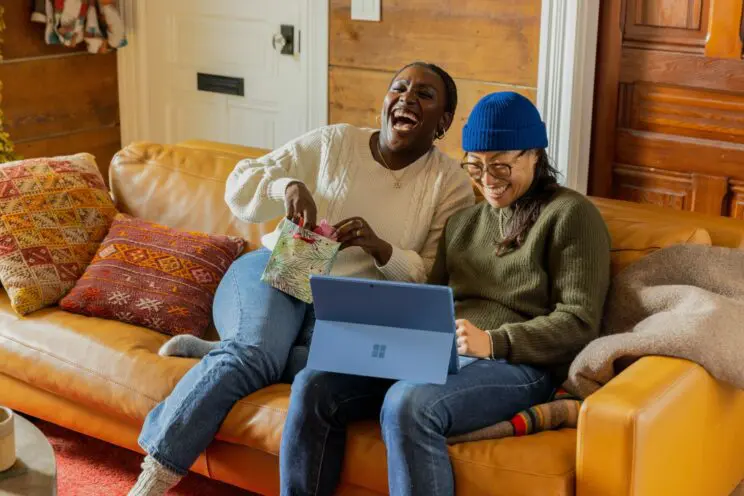 Yammer-Header-Image-744×496.jpg